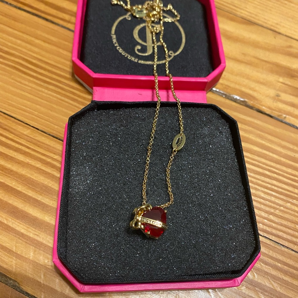 Juicy Couture Red Heart Banner Stone Gold Necklace